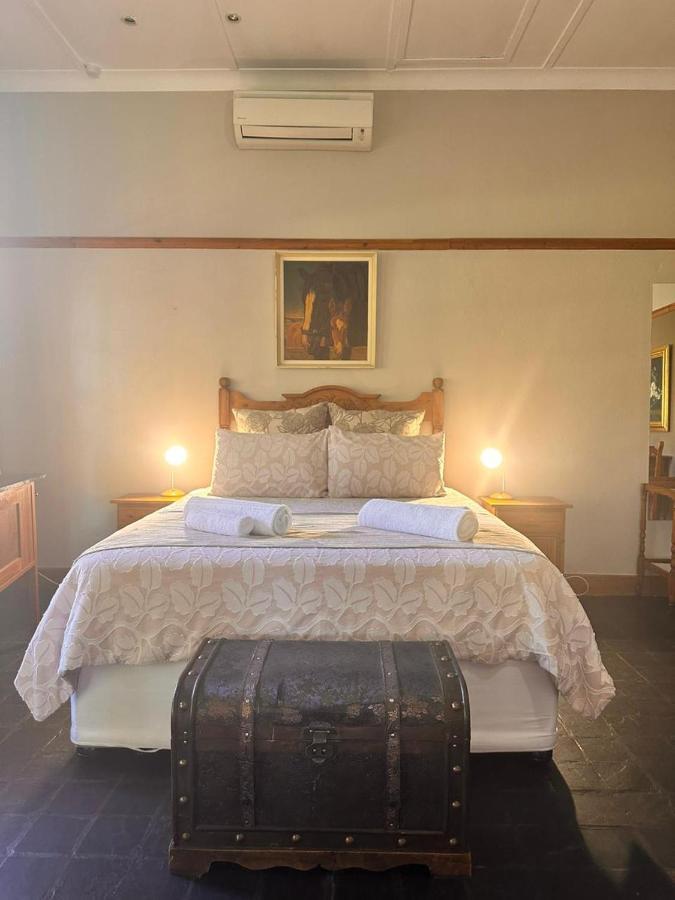 Farm Stay At Saffron Cottage On Haldon Estate Bloemfontein Exterior photo